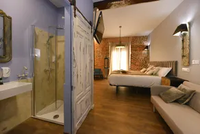 Center Suite Santander - Image 2