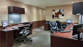 Holiday Inn Toronto - Yorkdale - Image 2