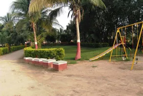 Stay Inn Hotel & Resort - Image 5