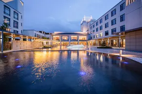 Suzhou Hengli Resort Hotel - Image 2