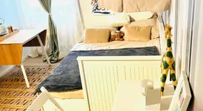 Private rooms in a Tiny home 4 min drive to Airport CDG ,1 private bathroom ideal for families and friends - Image 2