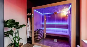 Love Room La Crypte du Désir - Sauna - Spa - Piece Secrète by DESIR ROOMS - Image 5