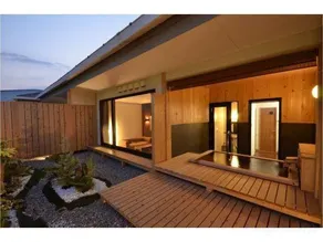 Enjoy the onsen in theOhtawara Onsen Hotel Ryujyoen - Image 2