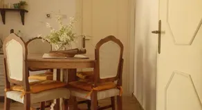 DA LAURA - Image 5