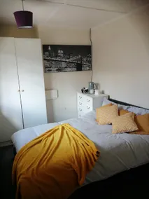Double room close to Heathrow & London Free WIFI - Image 5