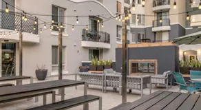 Spacious 2B 2B Apartment in Marina Del Rey with Pool - Image 2