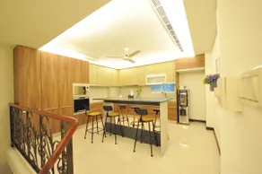 包棟12~23人/近草悟道/審計新村/百貨商圈/有電梯/大廚房/大客廳/免費洗衣機 - Image 5