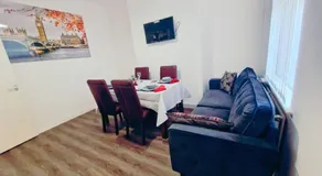 Beautiful home near LFC Stadium - Image 5