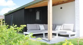Modern Dune Retreat with Garden - Image 3