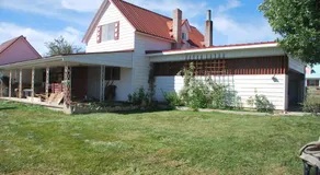 Dora's Country Cottage - Image 5