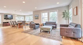 New Listing! 4 Bedroom Home on North Beach! - Image 4