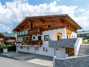Apartment in Kitzbuhel near Ski Slopes - Image 3