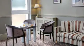 Exmouth Beach Hotel - Image 4