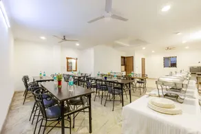 Trevon Inn Karol Bagh - Image 3