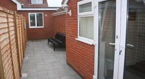 Twin Bays - Image 3