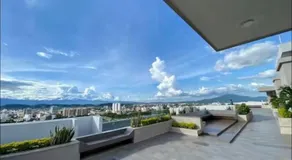 Central Suite - Image 2