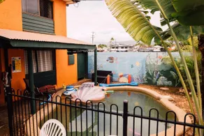 JJs Backpackers Hostel - Image 5