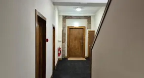 Douglas Hotel - Image 5