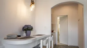 Esmeralda Apartments - Image 5
