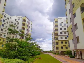 Entire apartment in lap of nature - Image 2