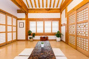 DongParkSaengE Traditional House - Image 2