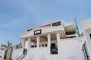 Hotel O White Palace Hotel - Image 2