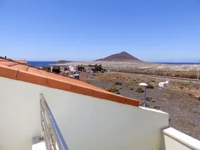 ATICO-APARTAMENTO, EL MEDANO, ZONA SURF, TERRAZAS, VISTAS, TRASTERO y GARAJE - Image 1