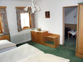 Hotel Gasthof Schweizerhaus - Image 3