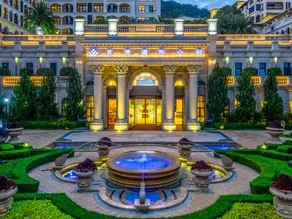 Luwan International Hotel Shenzhen - Image 4