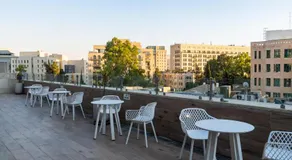Shlomtzi Hotel - Image 1