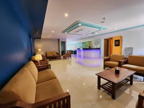 Aquavista Hotel & Suites - Image 5