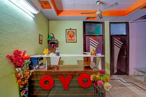 Anmol Residency by OYO Rooms - Image 4