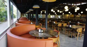 Sunlight Garden Hotel - Image 5