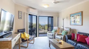 Breakers Block 1 Unit 11 - Lifestyle Yamba - Image 2
