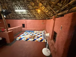 Jungle Farm Mud House - Image 3