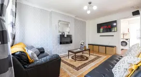 Manchester Serenity House - Image 2