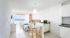 Apartamentos Borinquen - Image 3