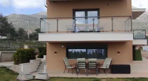 Villa Gala Eretria Family Stay with Sea View, Garden & BBQ - Image 4