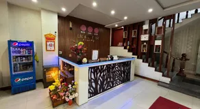 Khách sạn Lạc Hồng - Image 2
