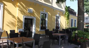 Hotel Zlatý Kříž - Image 2