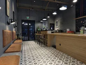 Longyang Business Hotel - Image 2