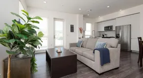 Glam 2BR Apt with Iconic View of Hollywood Sign - Image 2