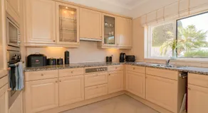 Beautiful Villa on Boavista Golf Resort - Daily Service & Spa Access - Image 4