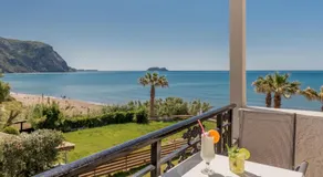 Crystal Beach Hotel - Image 4