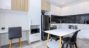 Perth- 9 star Energy Light Bright Eco Home - Image 3