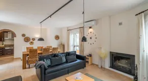 Villa apta para niños con terraza, barbacoa y jardín | Vistas al jardín - Image 2