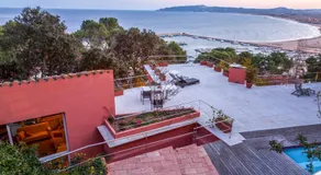 Impresionantes vistas al mar con piscina privada - Image 5