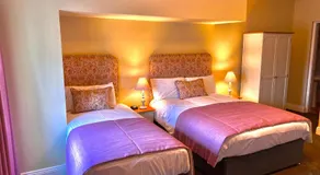 Befani's Mediterranean Restaurant & Townhouse - Image 2