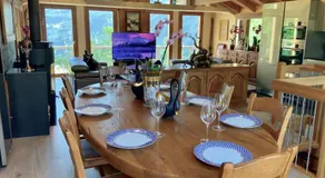 Stirling Luxury Chalet & Spa - Image 5