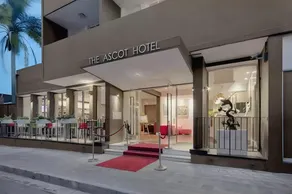 Ascot Hotel - Image 4